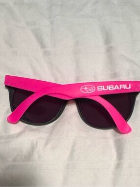 PINK SUBARU PROMOTIONAL CLASSIC SUNGLASSES